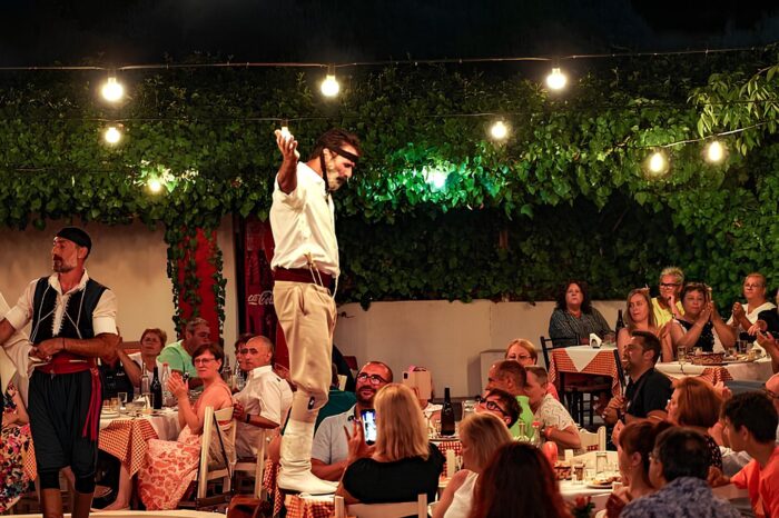 Cretan Folklore Night